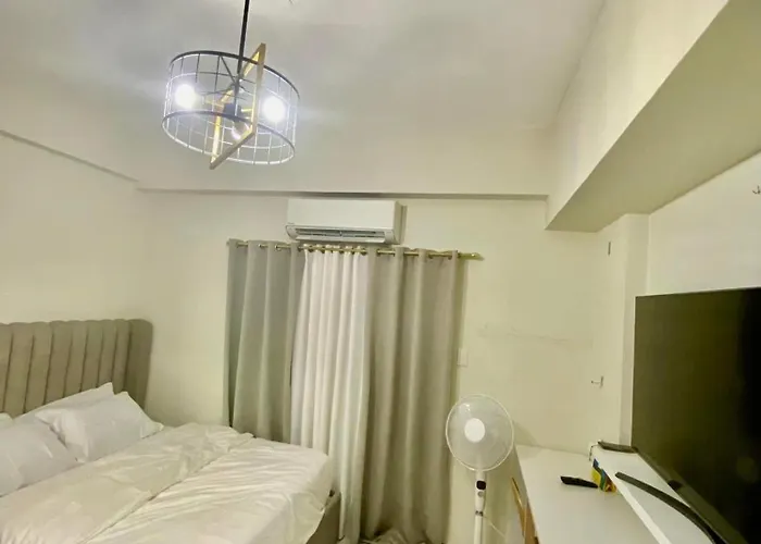 Eunice Place Apartment *
